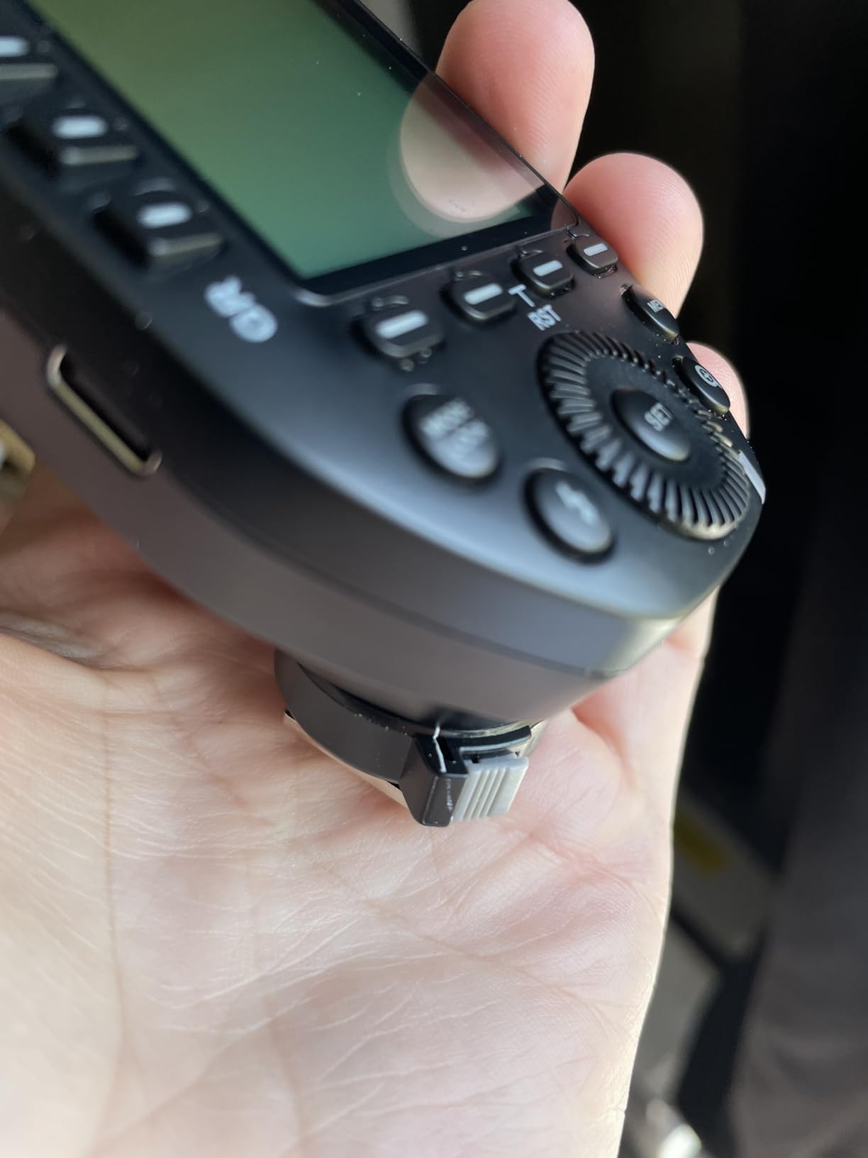 Godox XProII-C TTL Wireless Flash Trigger Compatible for Canon Cameras, 2.4G Wireless Flash Transmitter HSS 1/8000S,Bluetooth Connection, TCM Transform Function, New Hotshoe Locking, Large LCD Display customer photo 2
