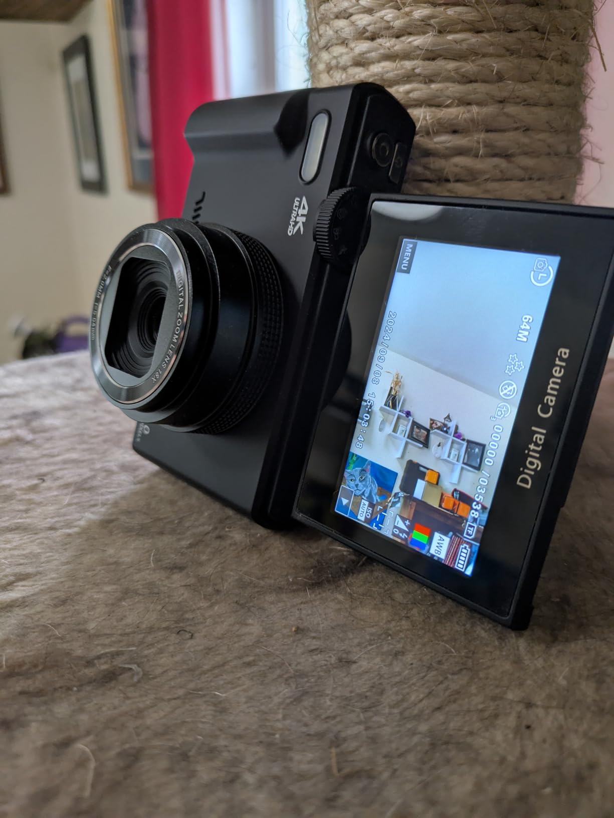 VJIANGER 4K Digital Camera, Vlogging Camera with 180° Flip Screen | 64MP photos, 18X zoom, point-and-shoot for photography, YouTube, travel and beginners, WiFi sharing customer photo 2