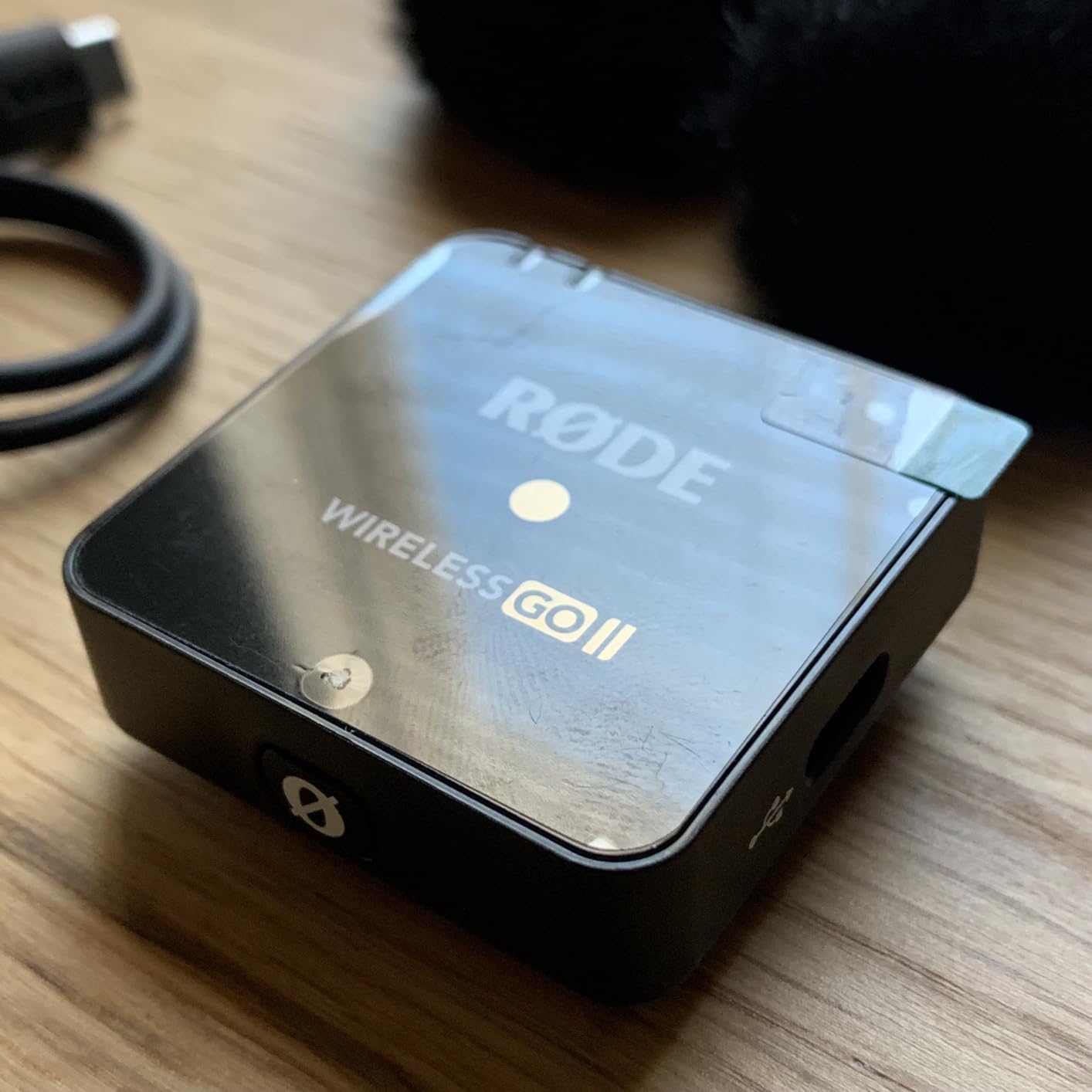 RØDE Wireless GO II TX Ultra-compact Wireless Transmitter with Built-in Microphone, On-board Recording and up to 200m Range for Filmmaking, Interviews and Content Creation (Transmitter Only) customer photo 2