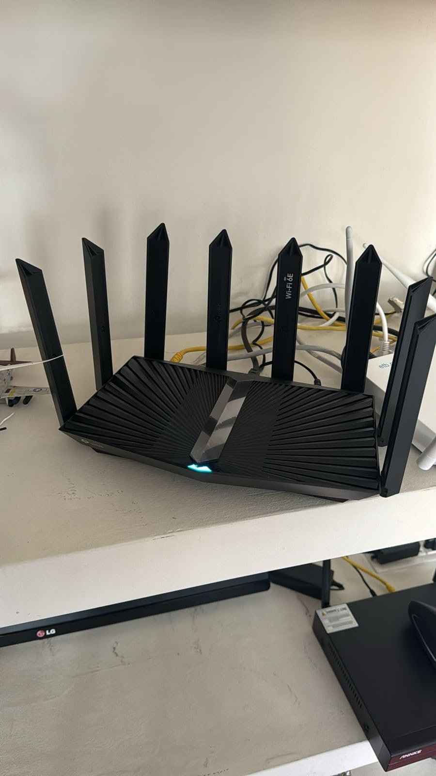 TP-Link Archer AXE7800 Tri-Band Wi-Fi 6E Router (Renewed) - Black customer photo 2