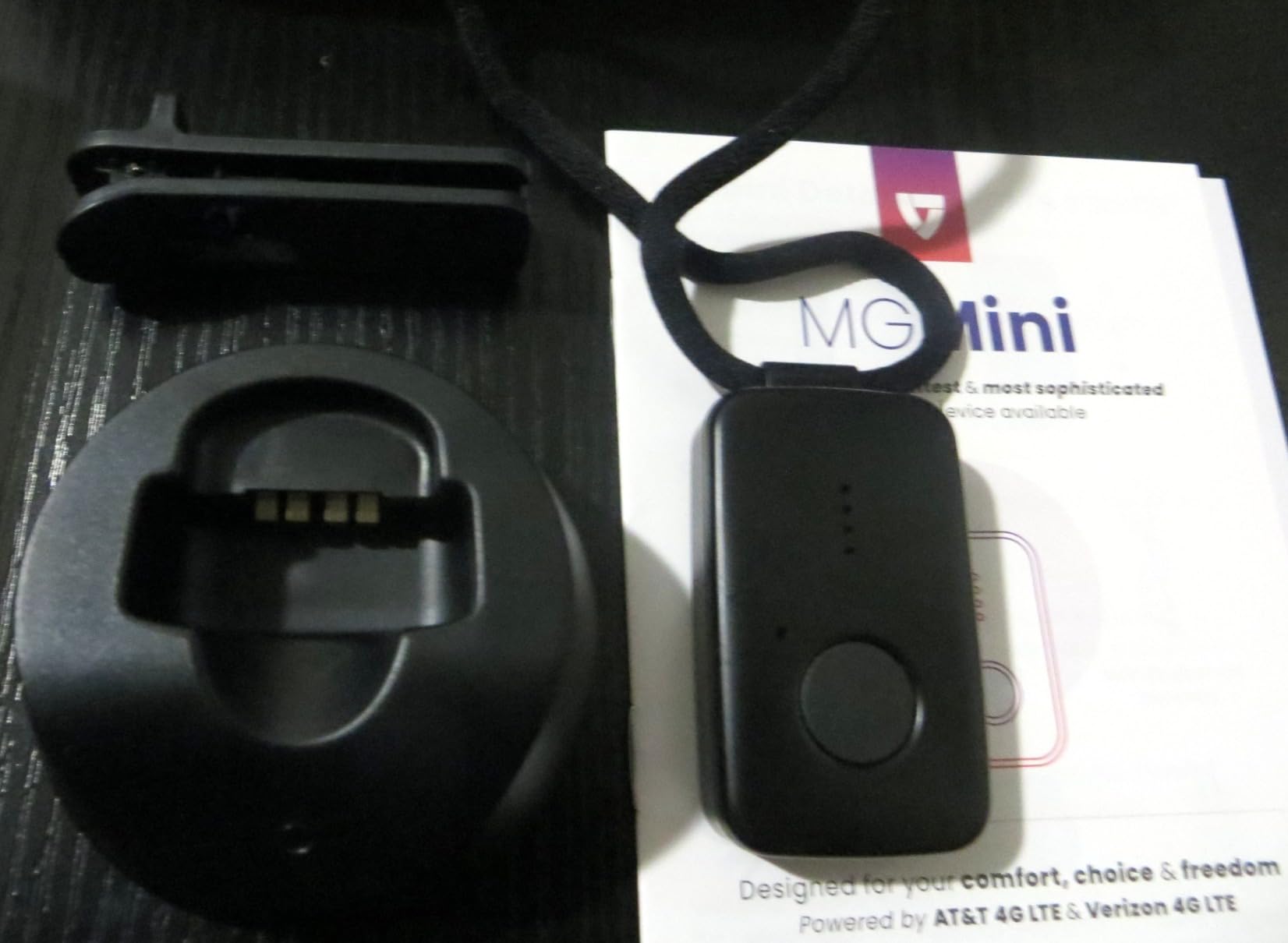 Medical Guardian MGMini Medical Alert Device for Seniors | Subscription Required | SOS Button, Emergency Location Assistance, 24/7 Monitoring | Black customer photo 1
