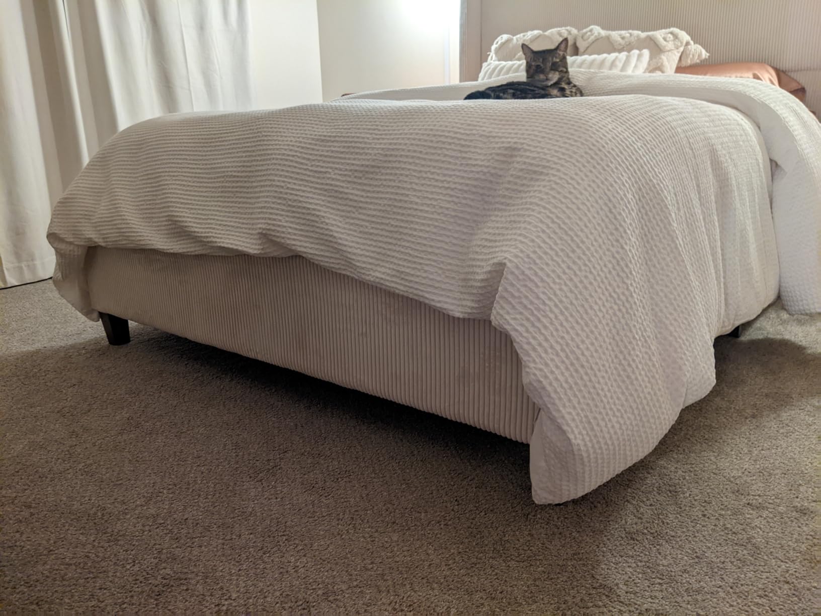HOWE Upholstered King Size Bed Frame with 61