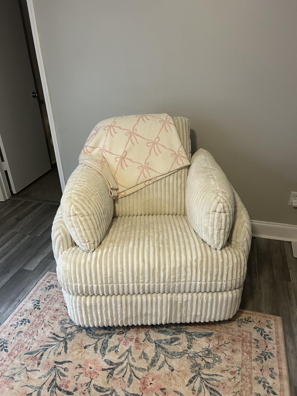 Signature Design by Ashley Tie-Breaker Swivel Glider Recliner, 2 Bolster Pillows, Hidden Storage, Fabric Upholstery, 41.38