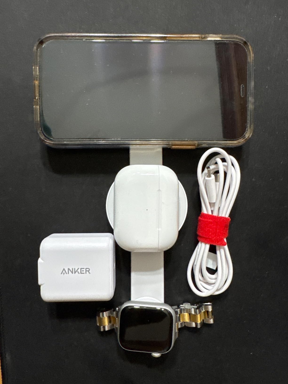 Anker MagGo UFO 3-in-1 MagSafe Compatible Qi2 15W Charging Station | Foldable Travel Design, Wireless Pad for iPhone 17 / 16 Series, AirPods, Apple Watch, and More (Not a Power Bank) customer photo 1