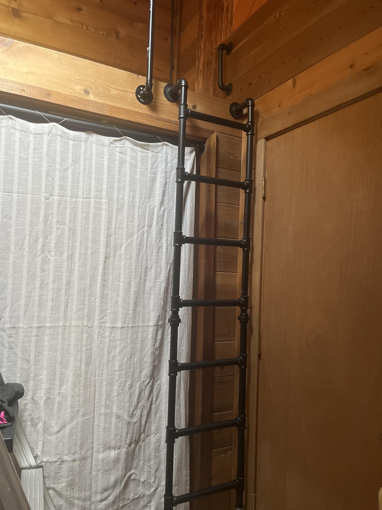 4 Steps Wall/Floor-Mounted Ladders for Home, Basement Window Well Egress Exit Ladder, Metal Step Ladder for RV Attic Bunk Bed, Loft Steps for Dorm Beds, 355LBS Load Capacity (Black, 4 Steps) customer photo 1