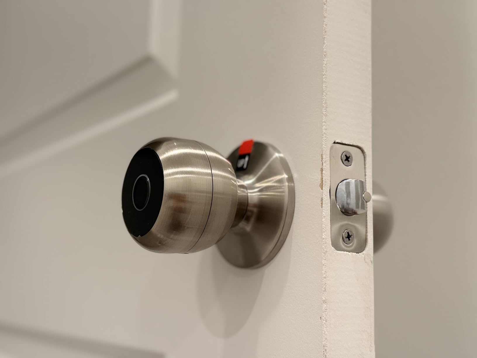 GHome Smart Fingerprint Door Lock, 4 in 1 Smart Fingerprint Door Knob with Keypad, App Control, Auto Lock, Biometric Door Knob with Lock for Bedroom, Apartment, Garage, Home & Office customer photo 2