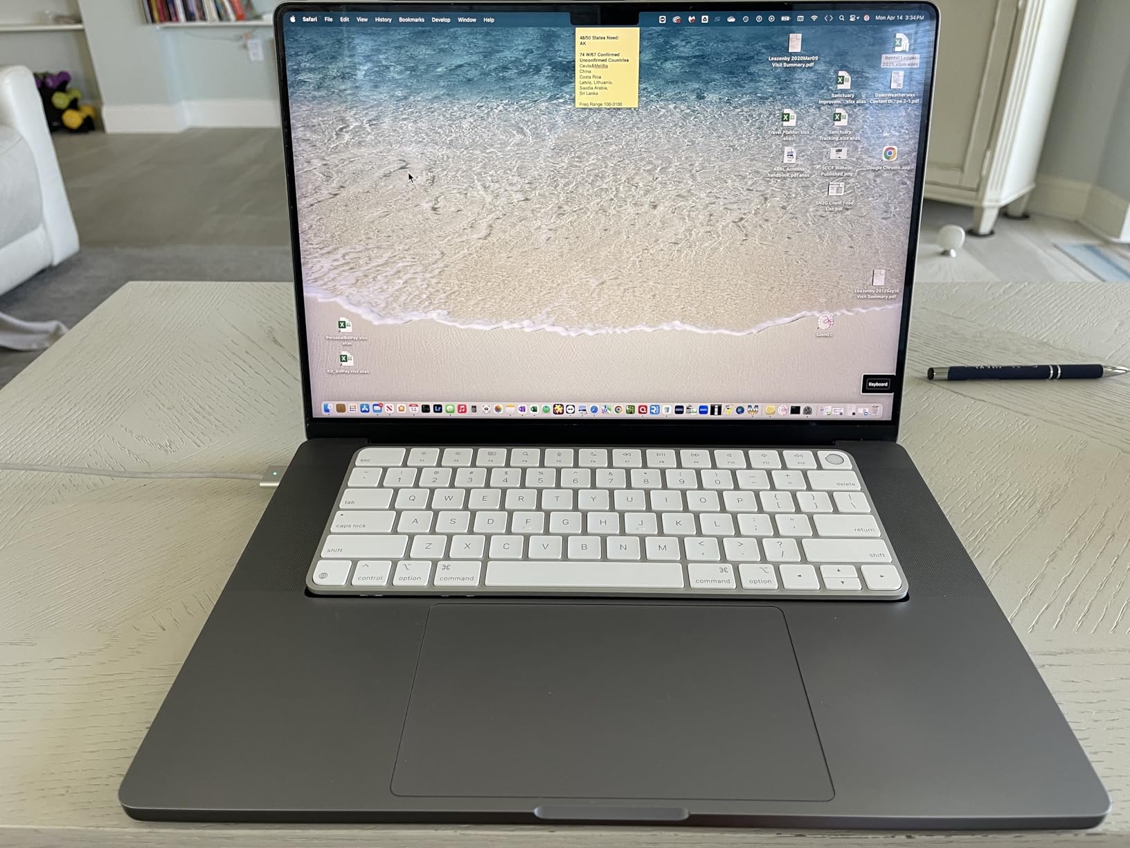 Apple Magic Keyboard with Touch ID for Mac Models with Apple Silicon - US English customer photo 1