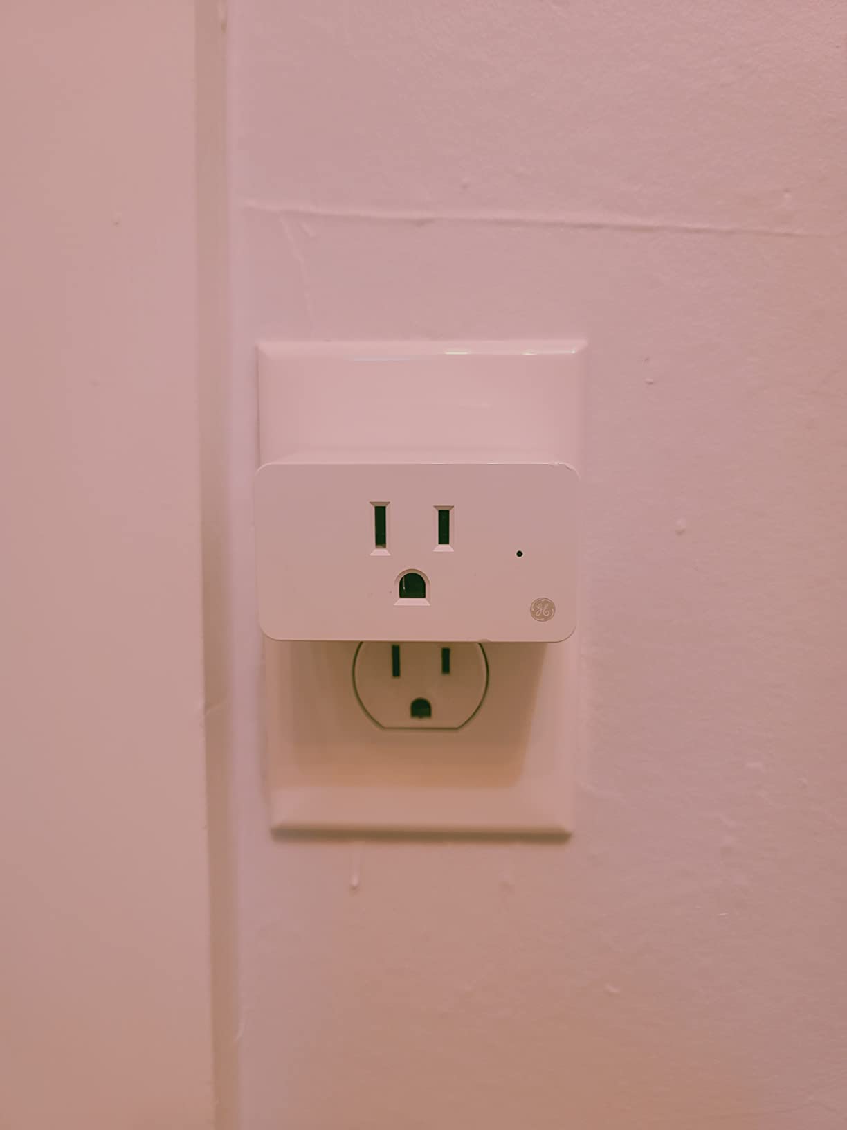 GE Cync Smart Plug, WiFi Outlet, Matter, Works Alexa & Google customer photo 1