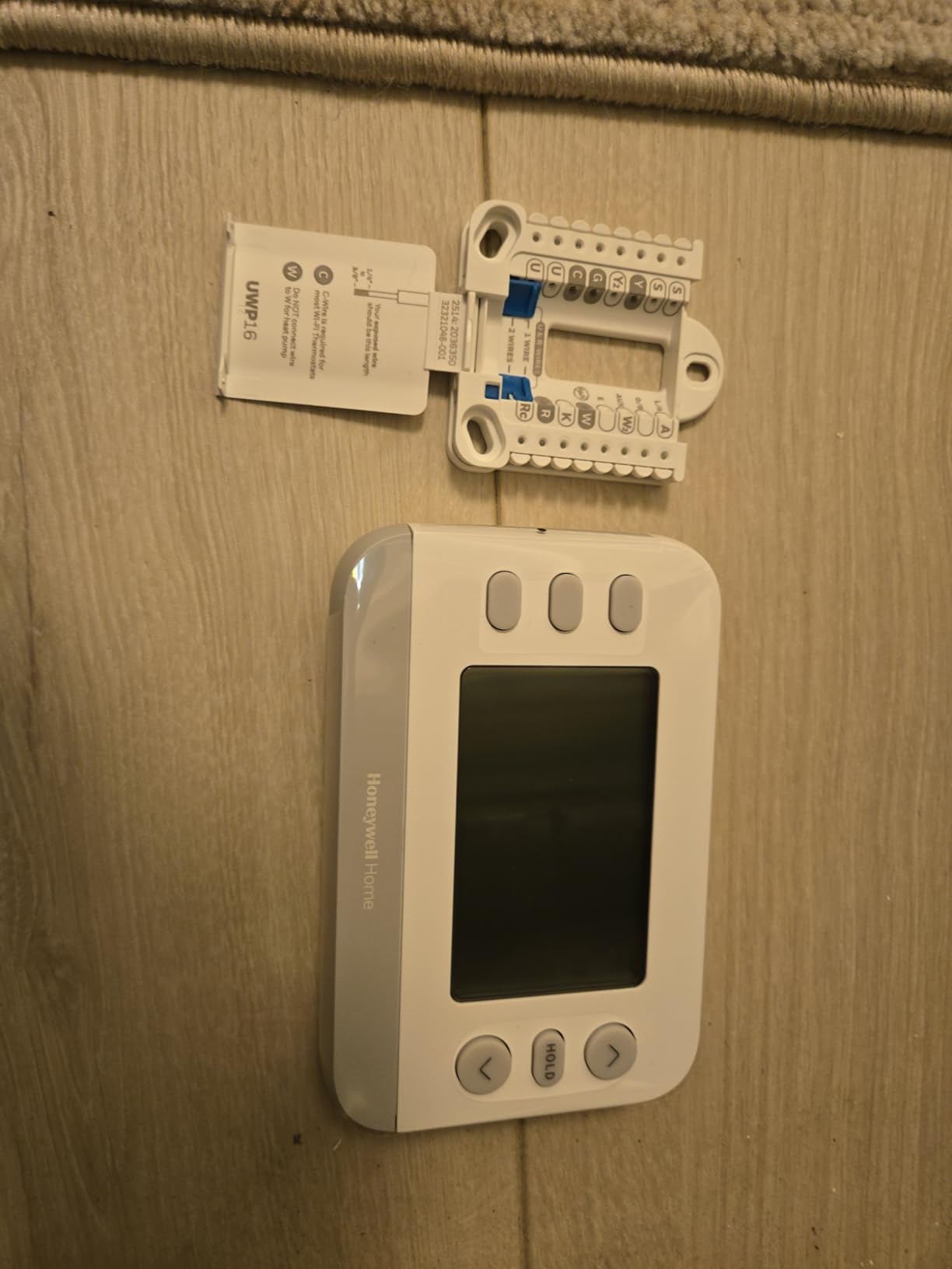 Honeywell Home X2P Programmable Thermostat, Single-Stage, White | 1 Heat/1 Cool Compatibility, Flexible Schedule, RTH21B customer photo 2