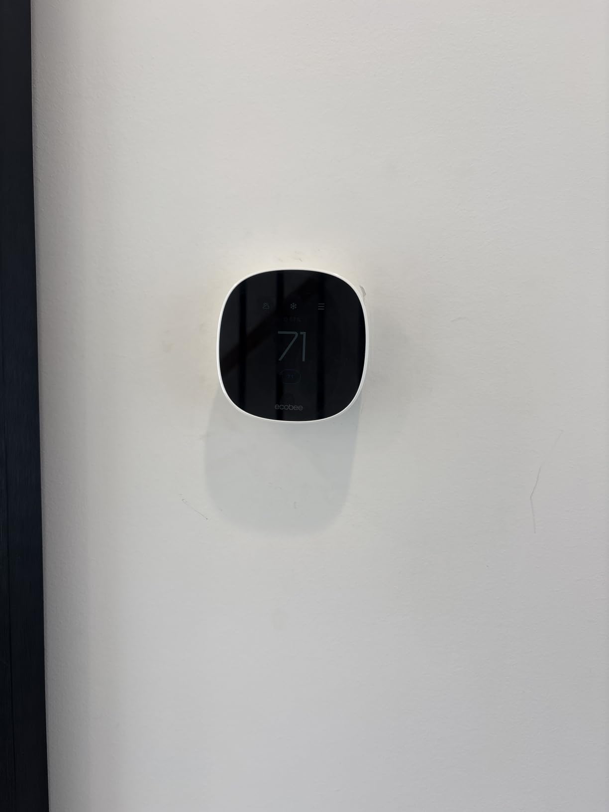 ecobee Smart Thermostat Essential - WiFi Thermostat, Energy Star Certified - Works with Siri, Alexa, and Google Assistant customer photo 2