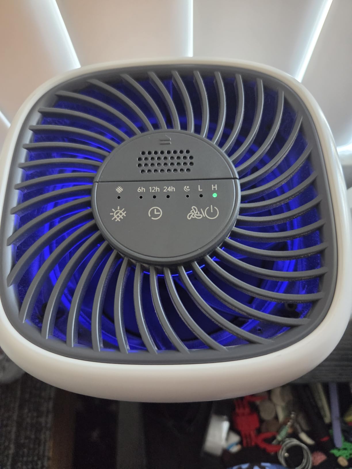 VOOPNU Air Purifiers for Home, High Efficiency Filter Up to 1076 Ft², White | for Pet Hair, Odors, Pollen, Smoke, Compact Air Cleaner with 3 Speeds, Timer, Aroma 22 dB Quiet 360° Intake, DH-JH12 customer photo 1