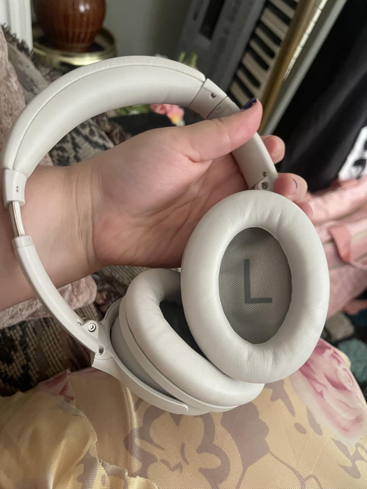 Bose QuietComfort Headphones - Wireless Bluetooth Headphones, Active Over Ear Noise Cancelling customer photo 1