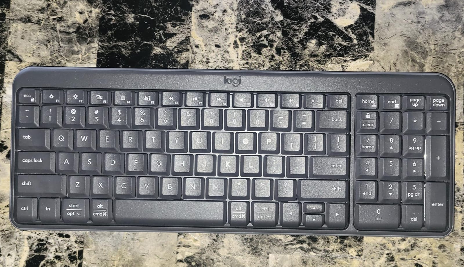 Logitech K250 Compact Wireless Bluetooth Keyboard with Number Pad, Graphite customer photo 2