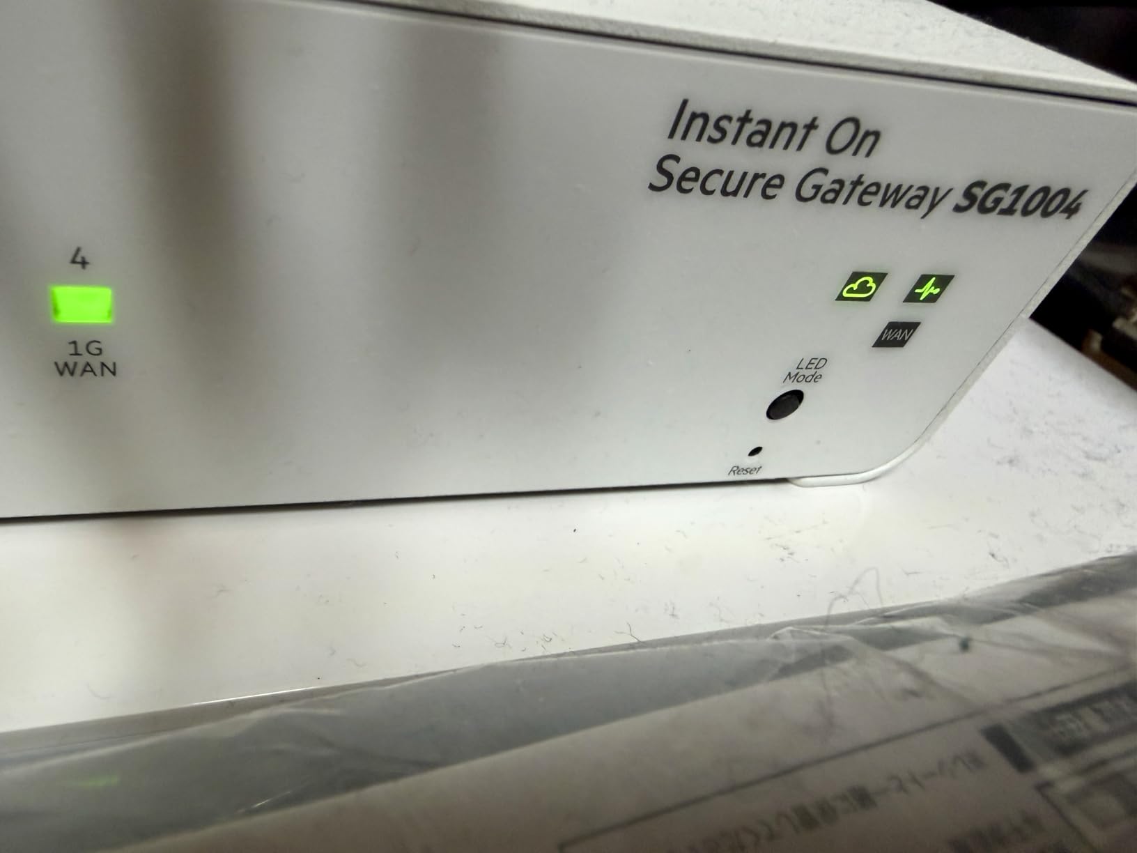 HPE Networking Instant On Secure Gateway SG1004 4-Port 1G Smart-Managed Gateway, 4X 1GBase-T, US Cord (S0G33A#ABA) customer photo 1