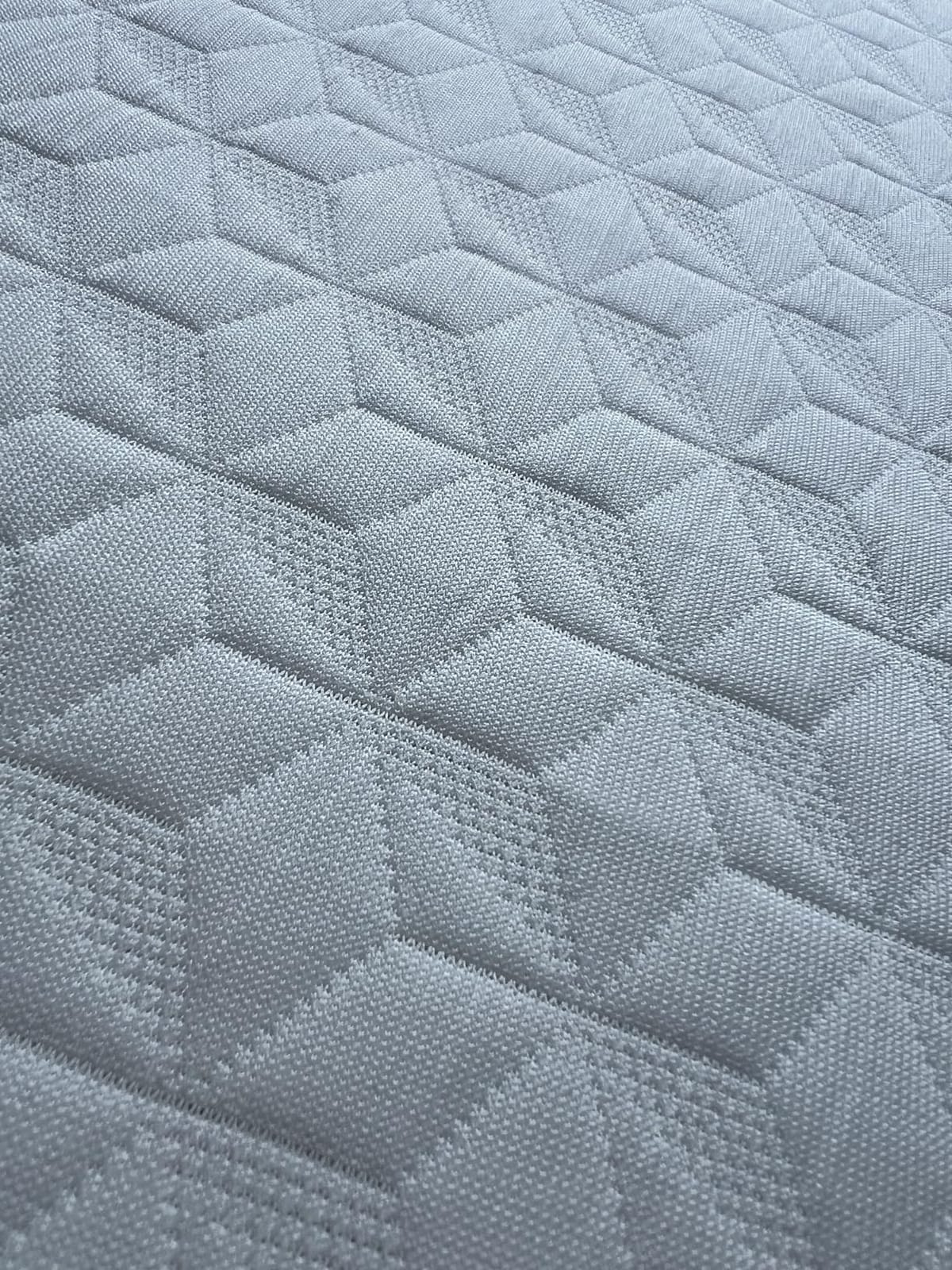 Novilla Queen Mattress 12 Inch, Queen Memory Foam Mattress for Cool Night | Pressure Relief, Thermally Balanced Foam Mattresses For Heat Dissipation, CertiPUR-US Certified Mattresses in a Box customer photo 1