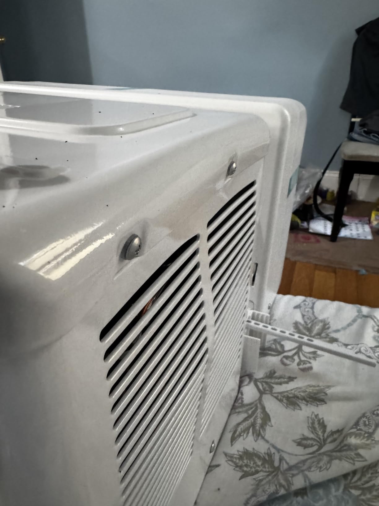 Midea 8,000 BTU U Shaped Smart Inverter Window Air Conditioner - Cools 350 Sq Ft, Ultra Quiet with Open Window Flexibility - Alexa/Google Assistant Compatible - 37% Energy Savings, Remote (Updated) customer photo 2