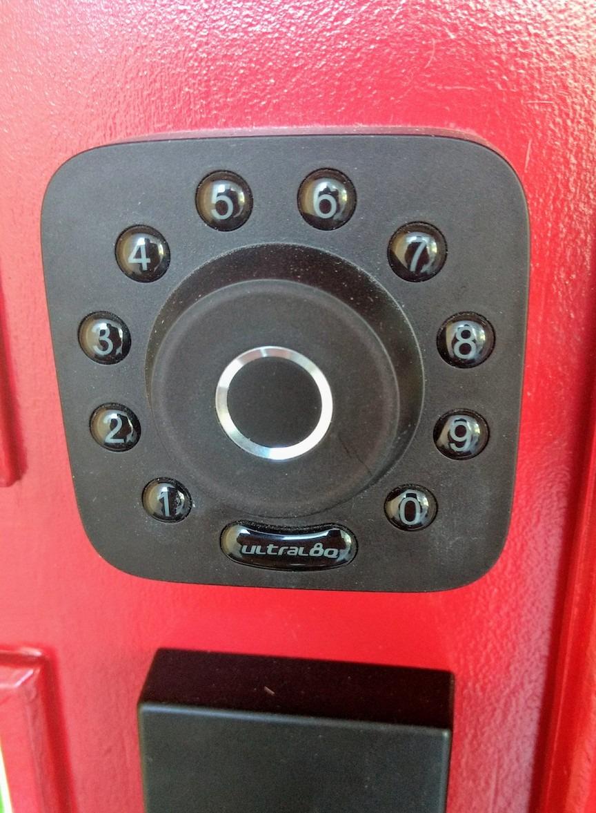 ULTRALOQ Bolt NFC WiFi Smart Lock with Apple Home Key, Tap to Unlock customer photo 1