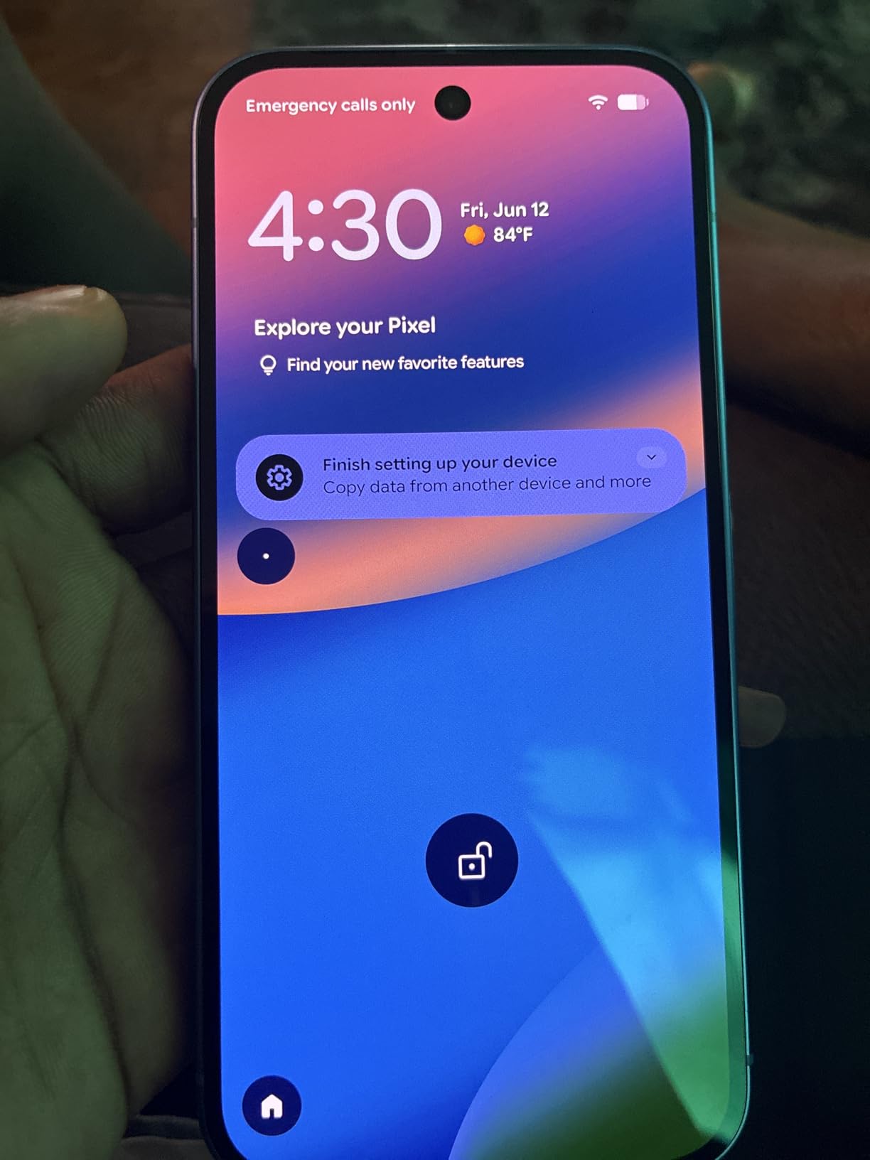 Google Pixel 10 - Unlocked Smartphone with Gemini - Obsidian - 128 GB | Android phone, advanced triple rear camera, 20x zoom, fast-charging 24+ hour battery, 6.3
