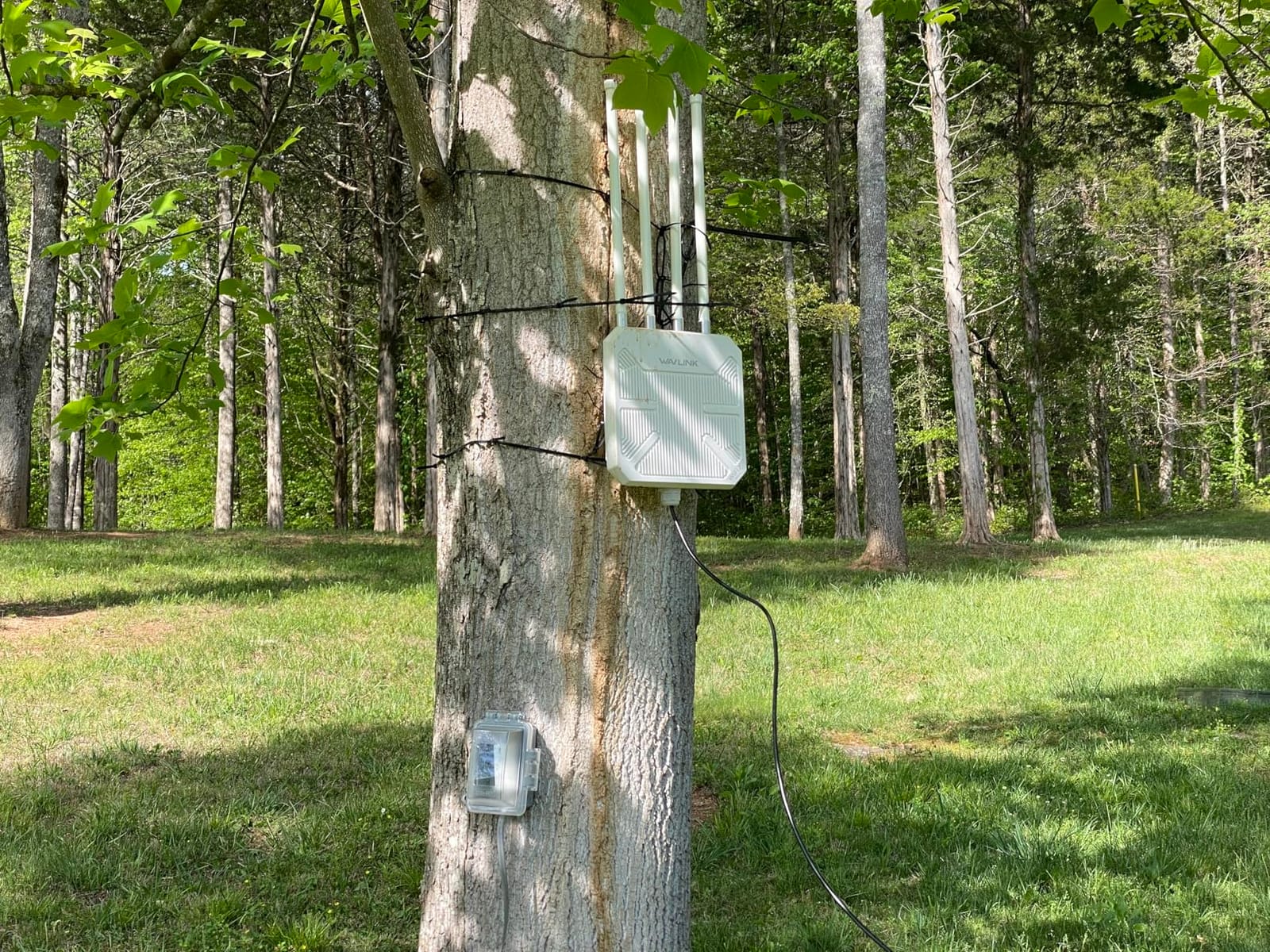 WAVLINK WiFi 7 BE5100 Outdoor WiFi Extender | Dual Band WiFi Repeater,AP, Mesh Router, POE Powered, IP67 Waterproof, 4 x 8dBi Antennas, 2.5 Gbps Ethernet, Up to 2800 sq.ft customer photo 1