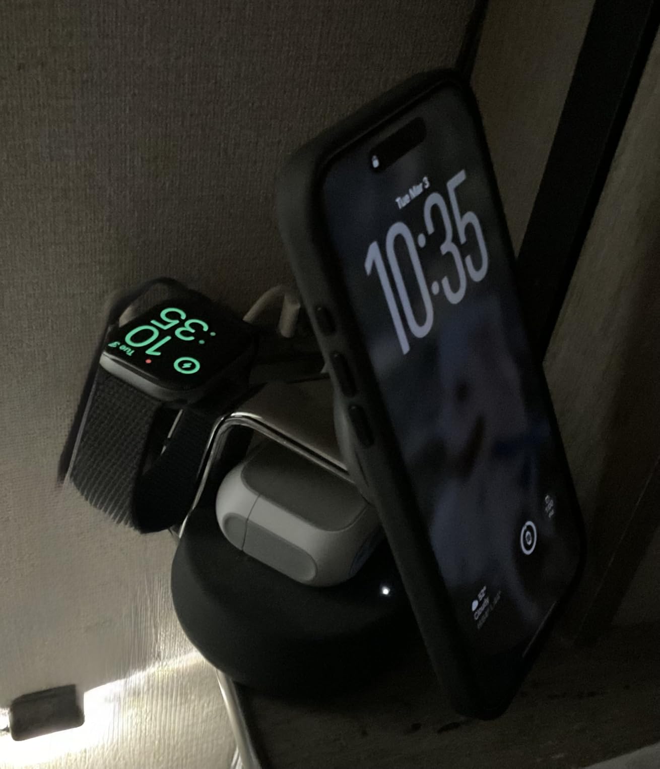 Belkin Qi2.2 25W Wireless Fast Charging Station, 3 in 1 iPhone Charger customer photo 1