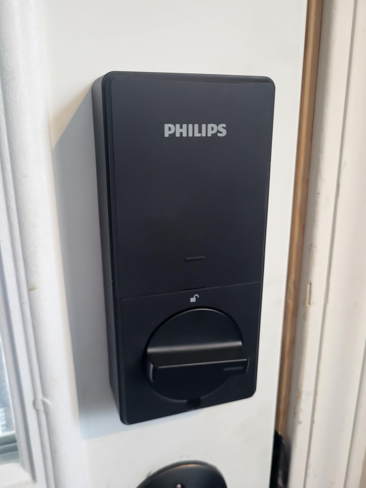 Philips Wi-Fi Smart Deadbolt Lock, Keyless Entry Door Locks for Front Door | Code / Fingerprint / APP Unlock, Remote Access, Alexa Google Voice Unlock, Auto Lock, Built in WiF, Backlit Touchscreen customer photo 2