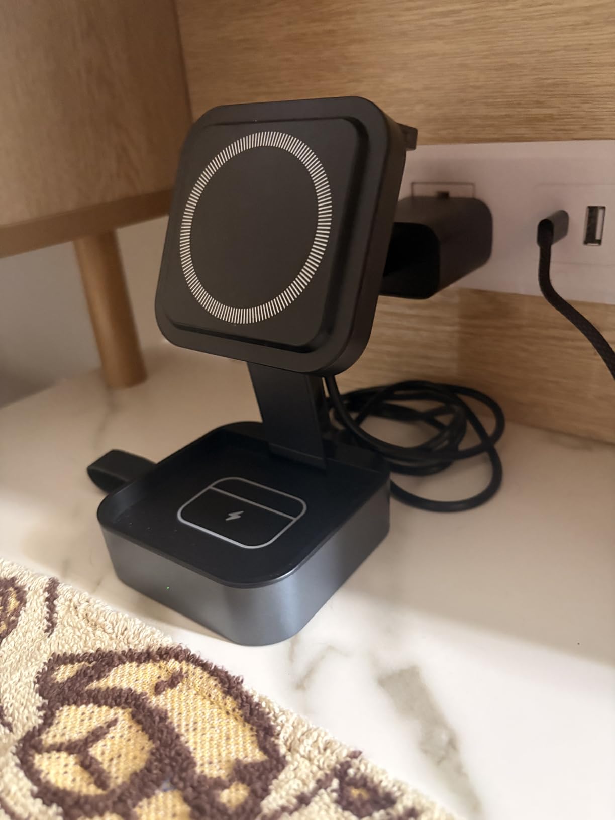 3 in 1 Wireless Charging Station for Apple Devices, Magnetic Foldable Travel Fast Charger Stand Compatible with MagSafe for iPhone Air/17/16/15/14/13/12 Series, Apple Watch & AirPods Pro/4/3/2-Black customer photo 2