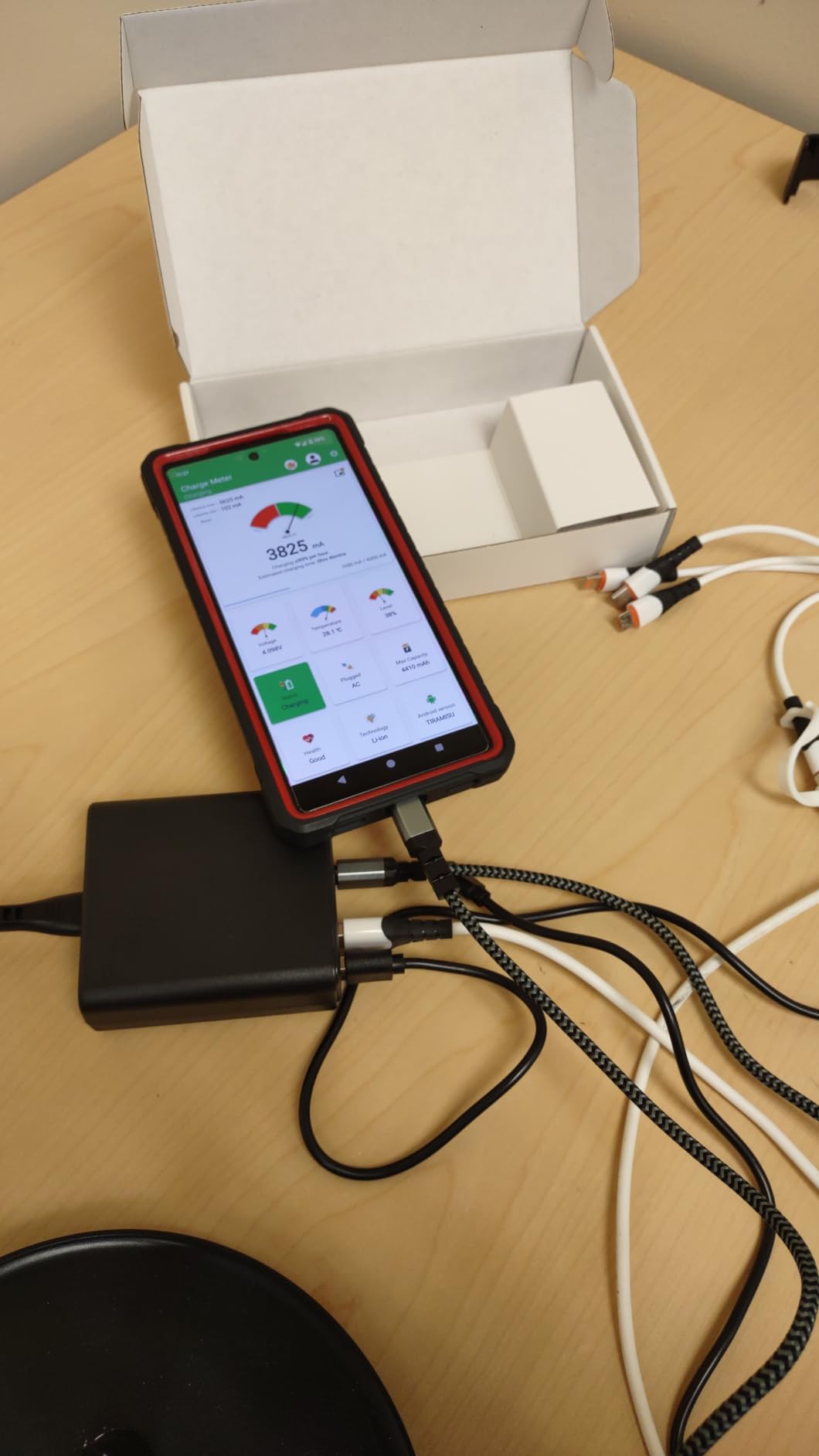 1200W USB C Charger Block Fast 12 Port MacBook Pro Charging Station, 140W PD PPS AVS HUB for iPhone 17 Pro Max, 16, MacBook Pro/Air/iPad Pro customer photo 2