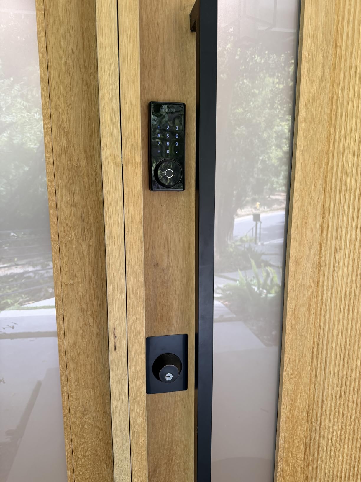 Philips Wi-Fi Smart Deadbolt Lock with 2 Handle, Keypad Front Door Lock Set | Code / Fingerprint / APP Unlock, Remote Access, Alexa Google Voice Unlock, Auto Lock, Built in WiF, Backlit Touchscreen customer photo 1