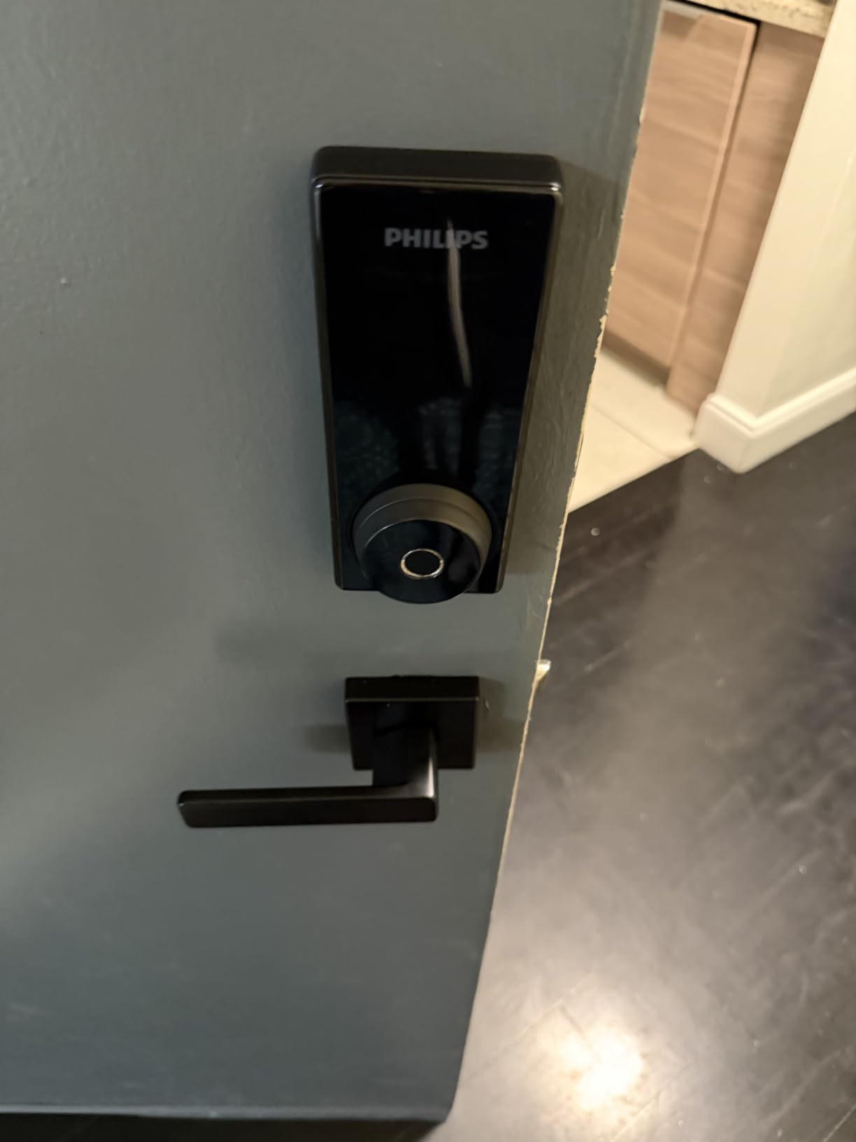 Philips Wi-Fi Smart Deadbolt Lock with 2 Handle, Keypad Front Door Lock Set | Code / Fingerprint / APP Unlock, Remote Access, Alexa Google Voice Unlock, Auto Lock, Built in WiF, Backlit Touchscreen customer photo 2
