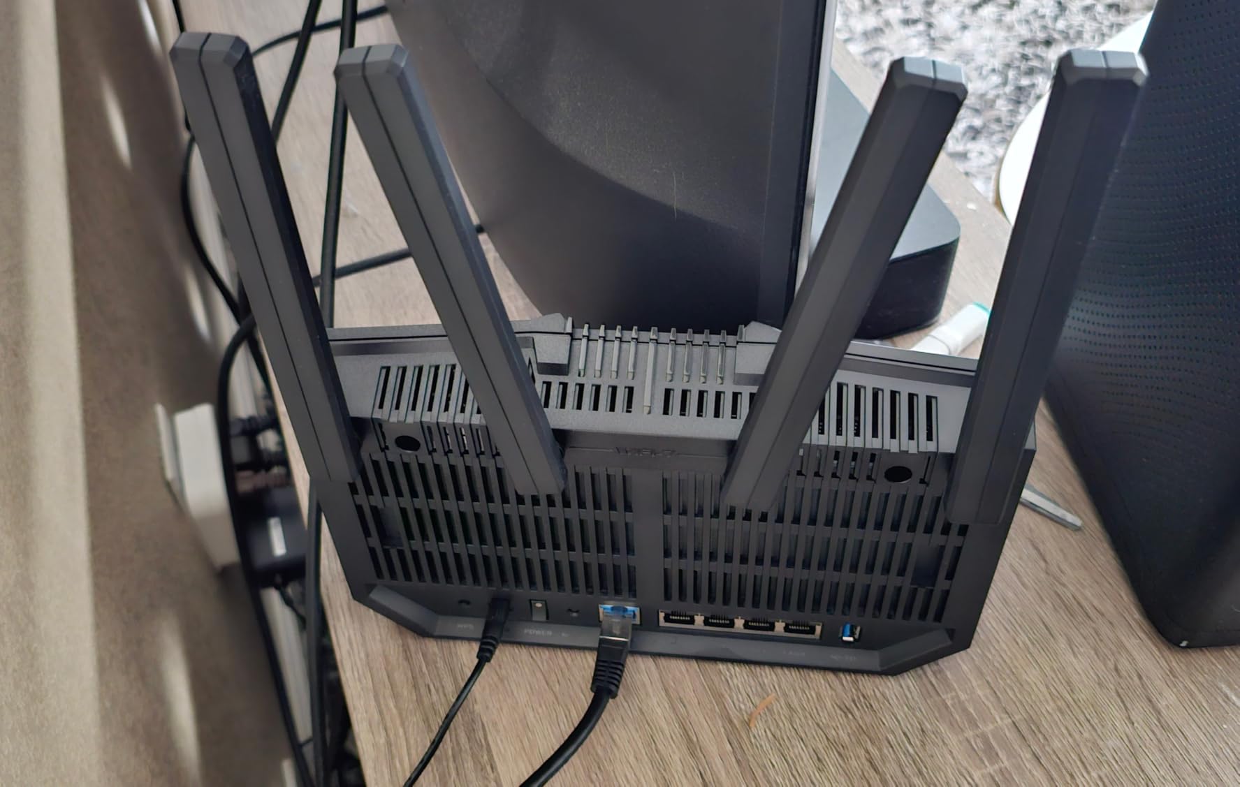 ASUS RT-BE9700 WiFi 7 Router - Tri-Band (6GHz), 9.7 Gbps, x2 WAN, Mesh | Coverage up to 2,500 Sq. Ft., Subscription Free Network Security, Parental Controls Included, 2.5G Port x4, VPN support customer photo 1
