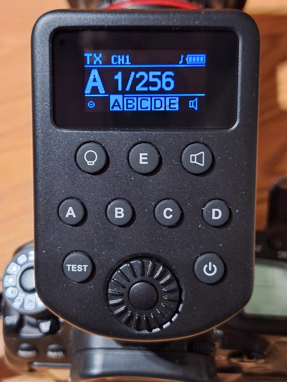 AODELAN Wireless Flash Trigger Transceiver for Godox & Flashpoint Flashes | 5 Groups Control, 32 Channels, OLED Flash Transmitter for Canon, Sony, Nikon, Fuji Single-Contact Cameras (Non-TTL/HSS) customer photo 1