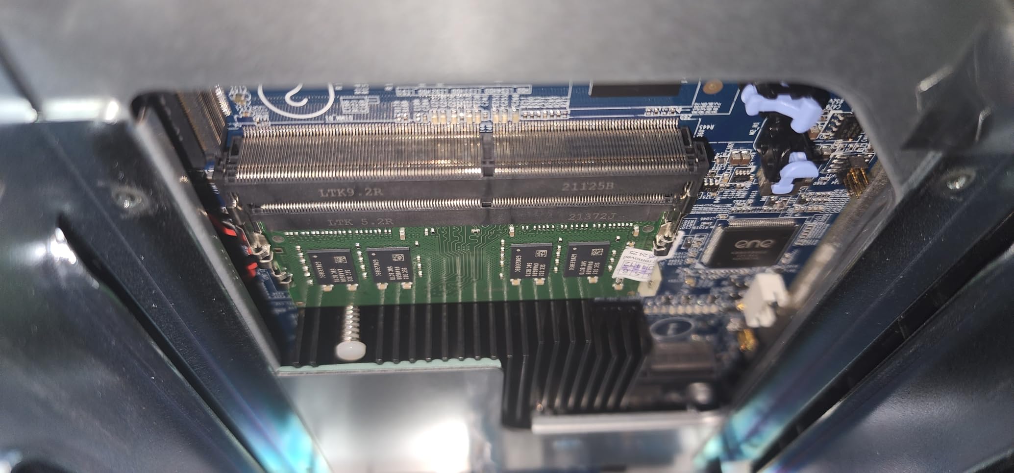 QNAP TS-664-8G-US 6 Bay Desktop NAS | Intel Quad-core Processor, M.2 PCIe Slots, Dual 2.5GbE Network Connectivity (Diskless) customer photo 1