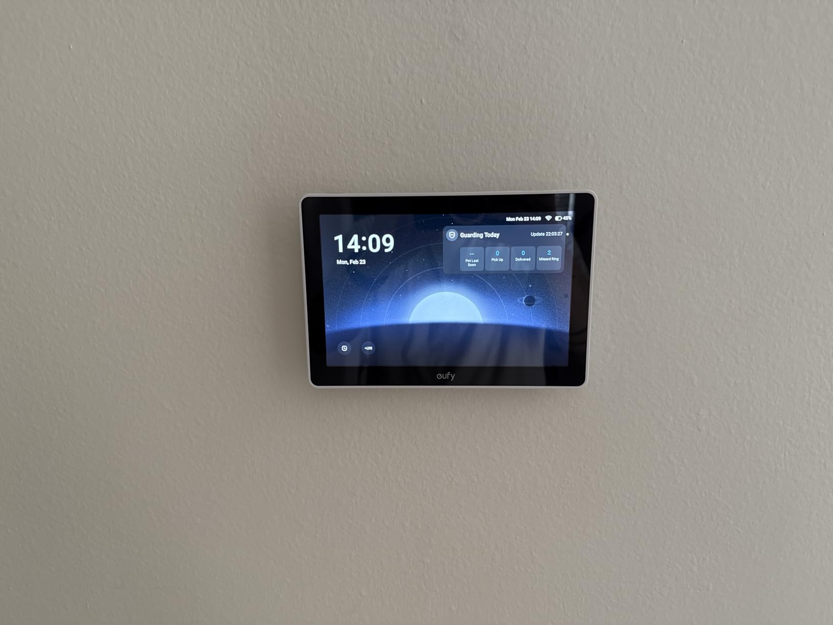 eufy Security eufy Smart Display E10, Smart Home Hub, 8