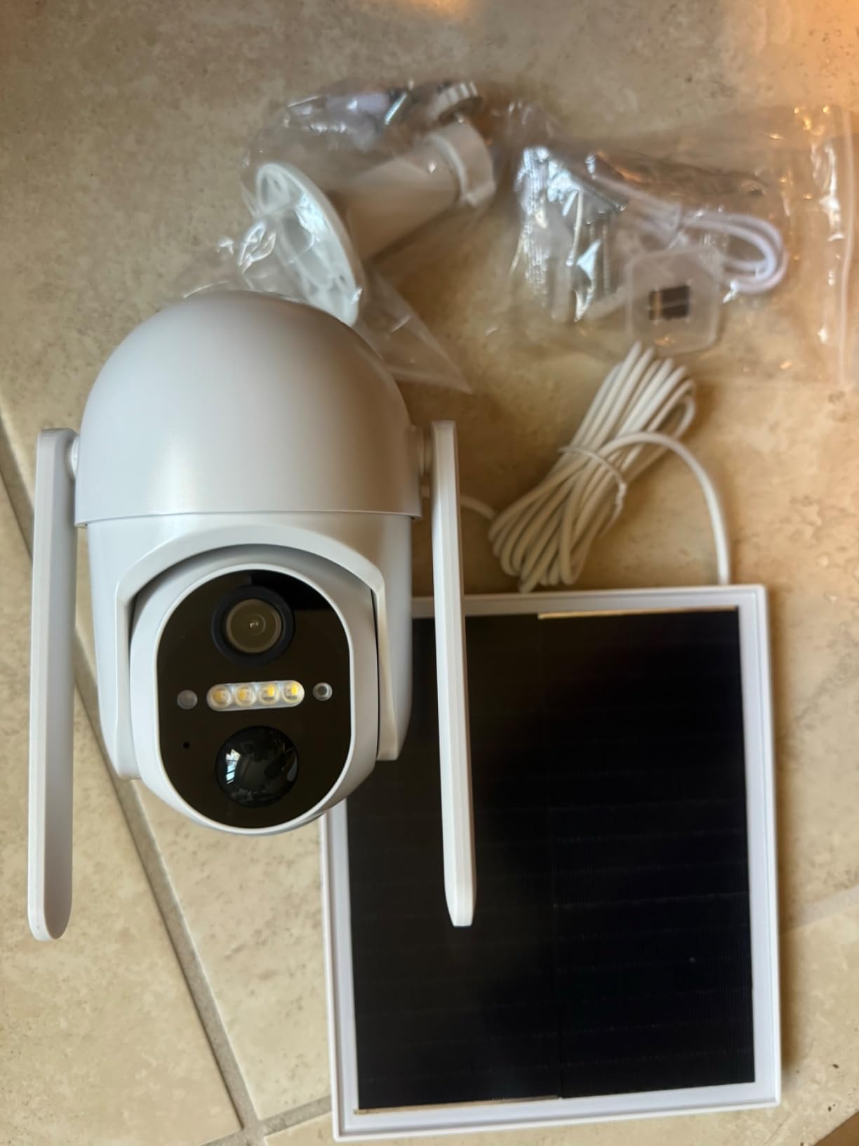 ELYSOO Dual Lens 4G LTE Cellular Security Camera, 2K HD Video, No WiFi Needed, 360° View Camera with Night Vision, Easy to Install, PIR Alarm, Built-in SIM Card (Supports Verizon/AT&T/T-Mobile) - White customer photo 2