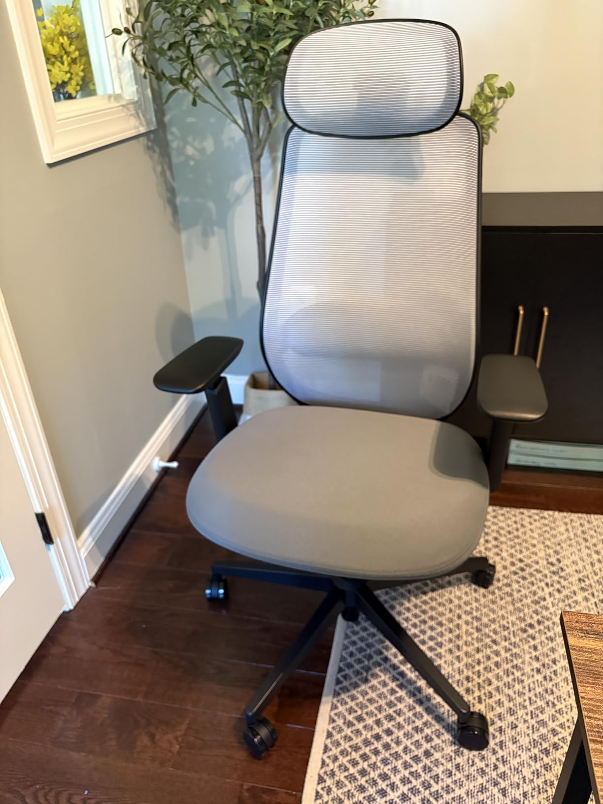 ProtoArc EC200 Ergonomic Office Chair with Adjustable Seat Depth, Grey | Lumbar Support, High-Back, Mesh Desk Chair, Home Office 8+ Long Hours Sitting, For Remote Workers & Programmers customer photo 1
