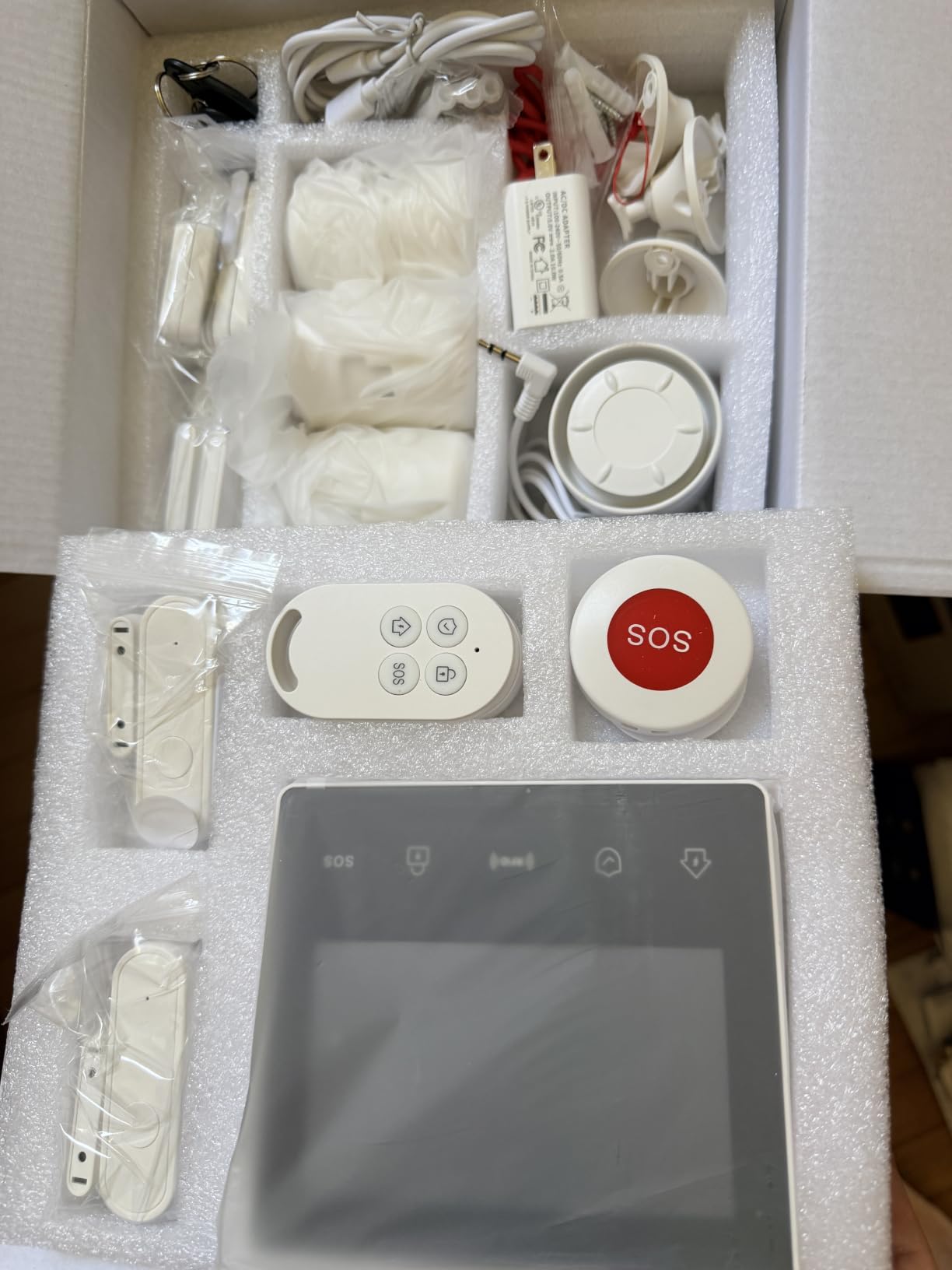 GEN 2 Wireless Home Security System, 16-Piece DIY Alarm Kit for House & Apartment, WiFi & 4G Touchscreen Hub, Door Sensors, Motion Detectors, App Alerts, 120dB Wired Siren, No Monthly Fee customer photo 2
