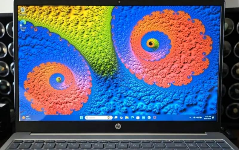 HP 15.6