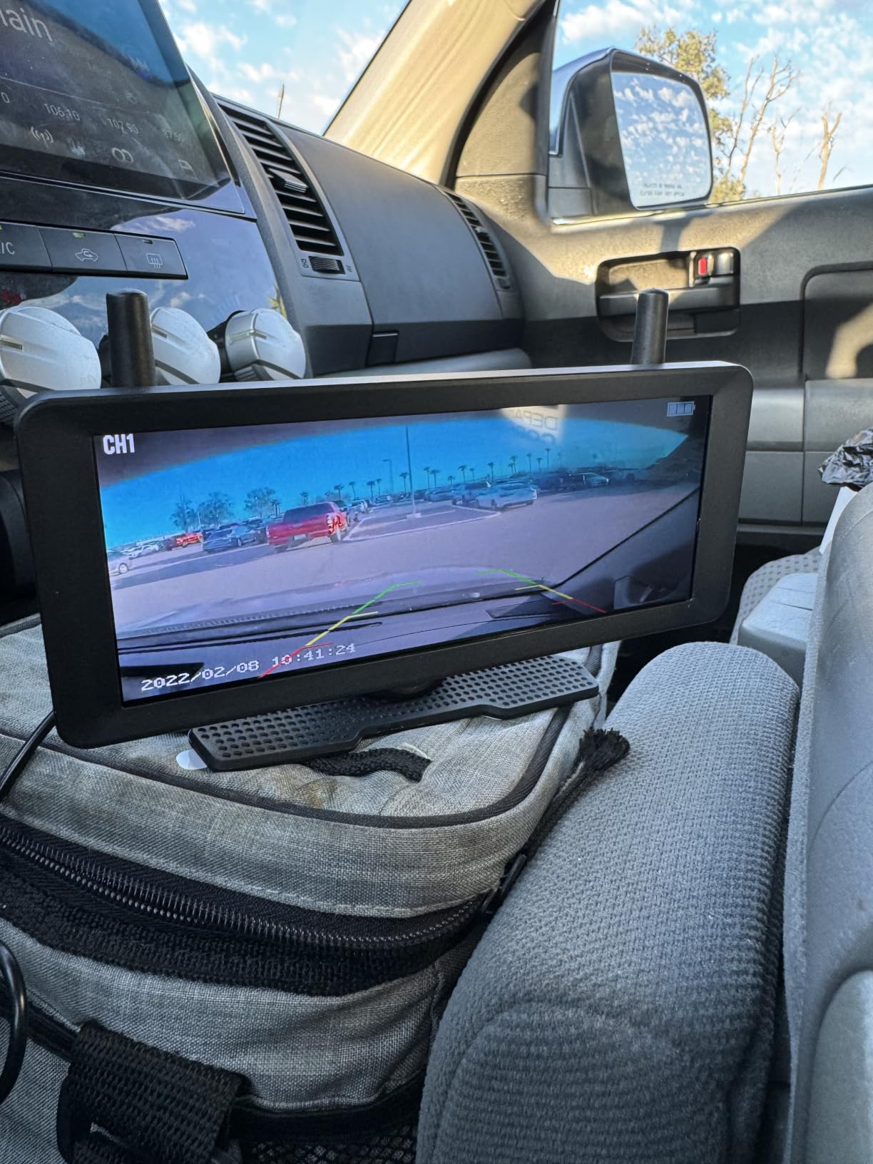 AUTO-VOX Solar Wireless Backup Camera: 1-Minute No-Drill Installation | Stable Dual Antenna Signal, 6