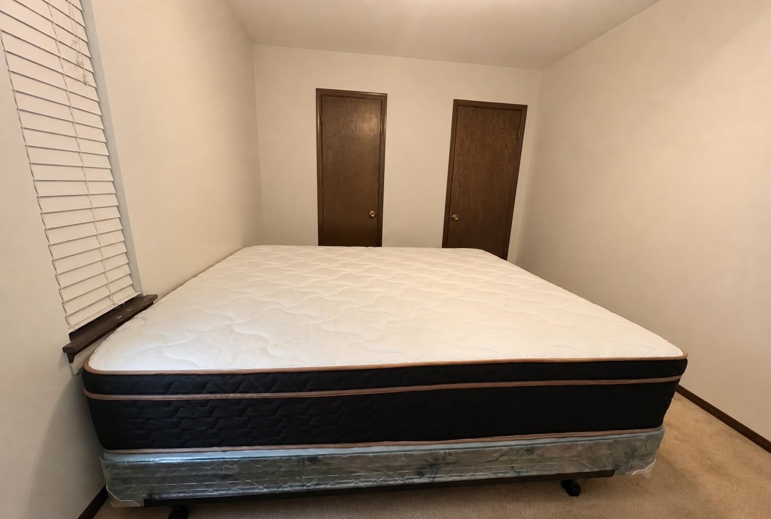 Firm King Mattress 14 Inch, Cooling Hybrid Bed in a Box, CertiPUR-US | Zones Individual Pocket Spring, Extra Hip/Shoulder/Lumbar Support, Fiberglass-Free, 365-Night Trial customer photo 1